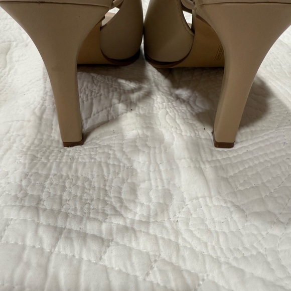 Vince Camuto Naveah Nude Leather
Slingback Heels - Picture 8 of 8